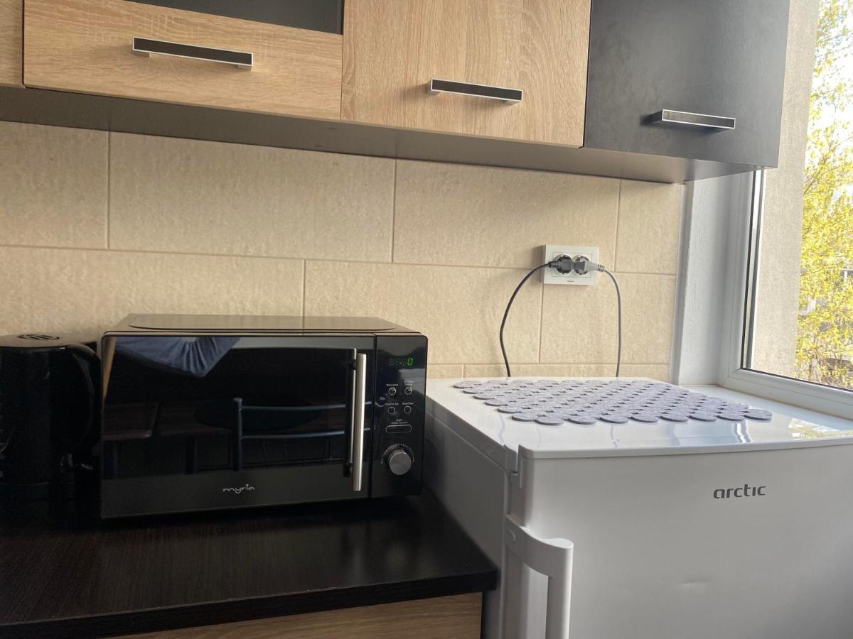 Апартаменти Apartament Cristian Оршова Екстер'єр фото